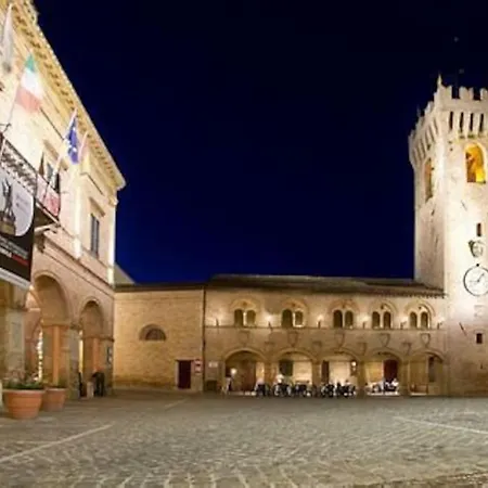 Scrigno Del Borgo-Intero Alloggio Montelupone Exterior photo